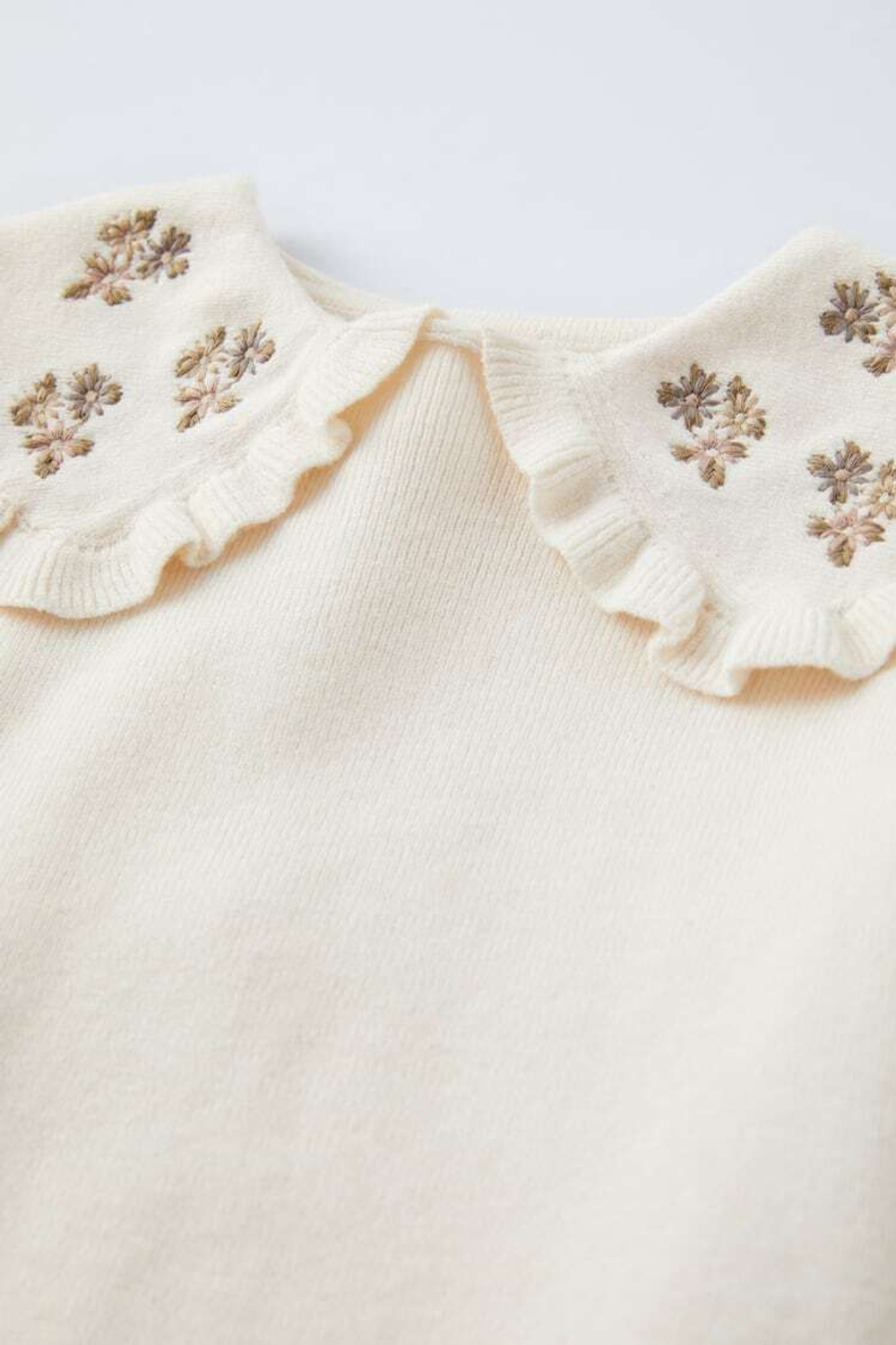 ZARA СВИТЕР С ВЫШИВКОЙ, ЭКРЮ
