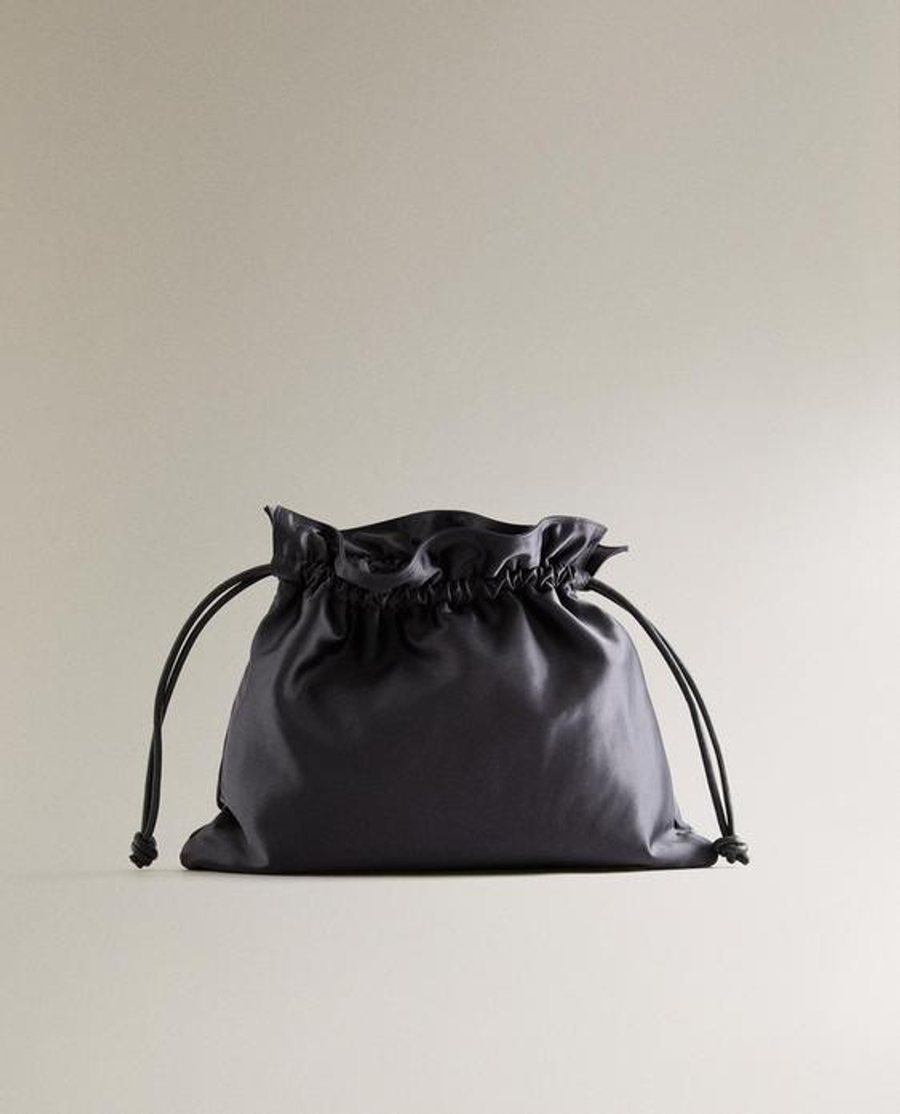 ZARA HOME САТИНОВАЯ СУМКА-КОСМЕТИЧКА БОЛЬШОГО РАЗМЕРА, ТЕМНО-СИНИЙ