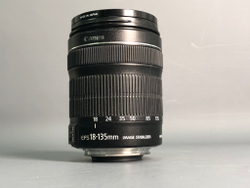 Canon 18-135mm IS STM царапка на передней линзе