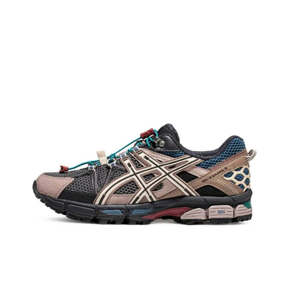alt="ASICS GEL-KAHANA 8 FL Grey Black 1011B828-021 вид сбоку на белом фоне"