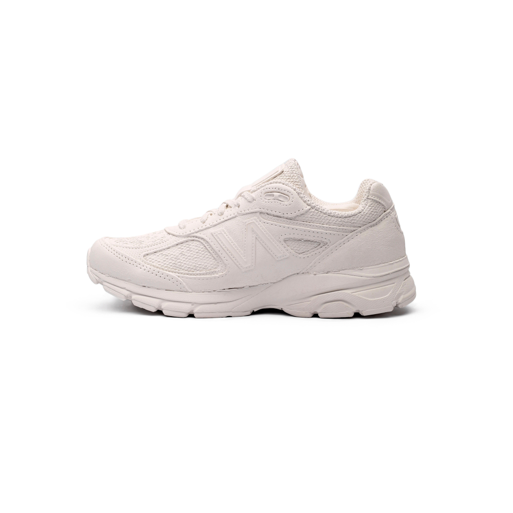 Гипсовая фигура New Balance 990v4 by Nikita Trik "Bone White"