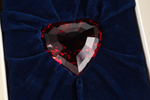 Пресс-папье Swarovski в виде сердца красного цвета
