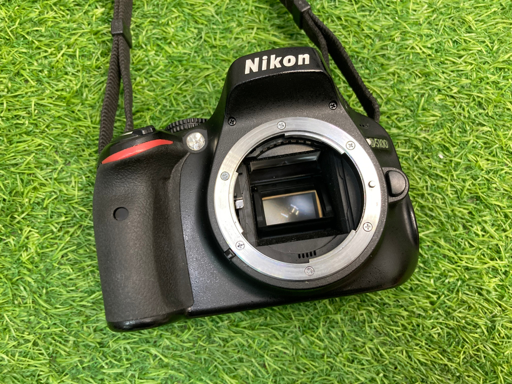 Nikon D5100 kit 18-55mm 87.700 кадров