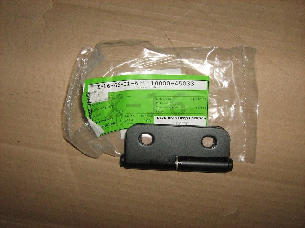 Петля двери / HINGE АРТ: 10000-45033 Петля двери / HINGE АРТ: 10000-45033