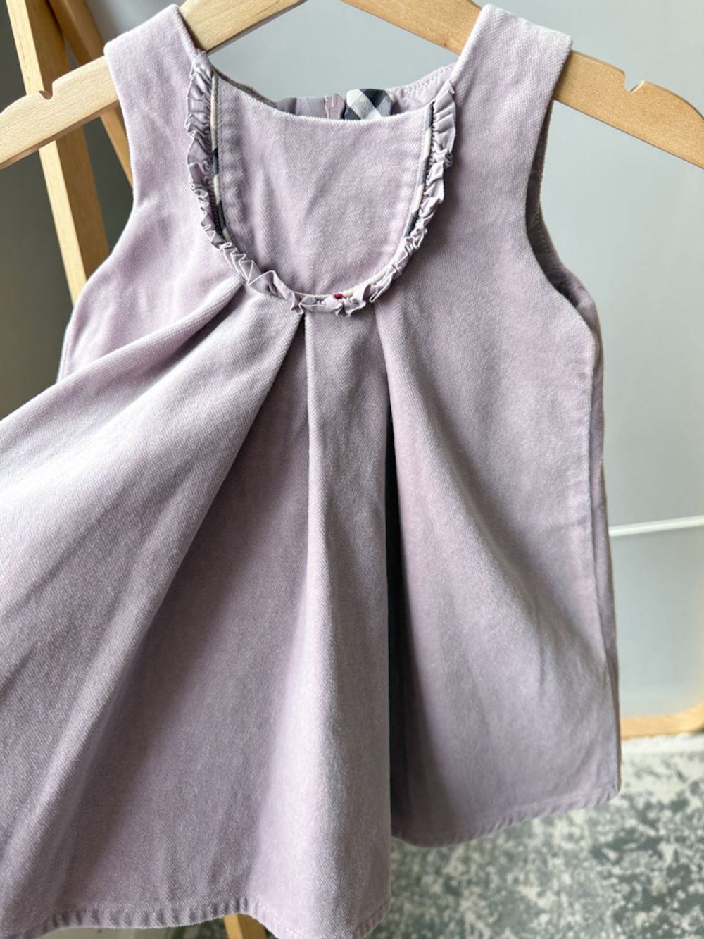 Велюровое платье Burberry, 74