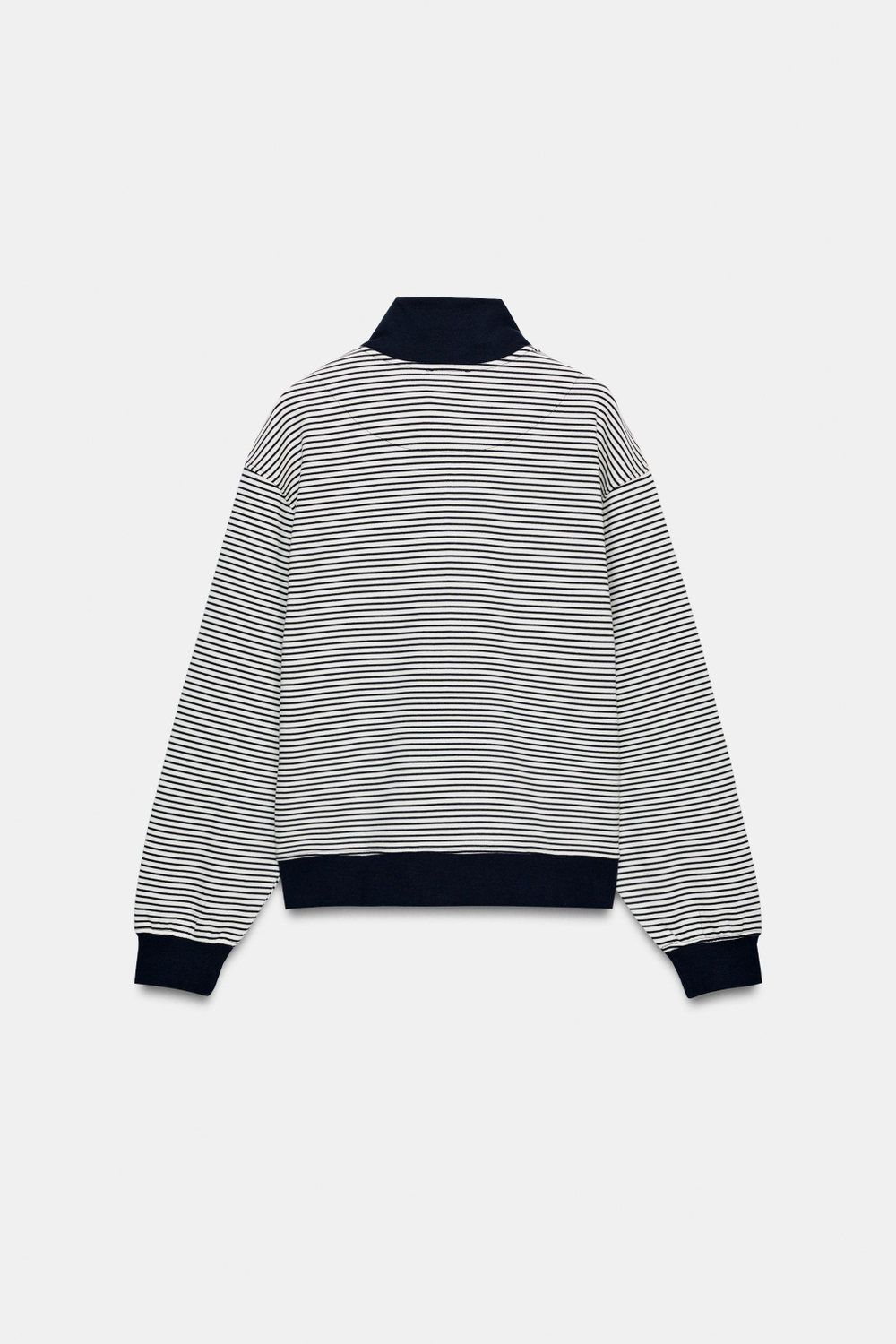 ТОЛСТОВКА В ПОЛОСКУ НА МОЛНИИ — ZARA
