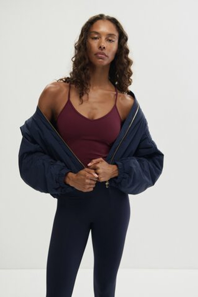 Спортивный топ без рукавов со встроенным бюстгальтером SculptMove™ - H&M