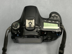 Canon 60D Body 96.250 кадров, на кнопки джостика нужно нажимать сильнее обычного
