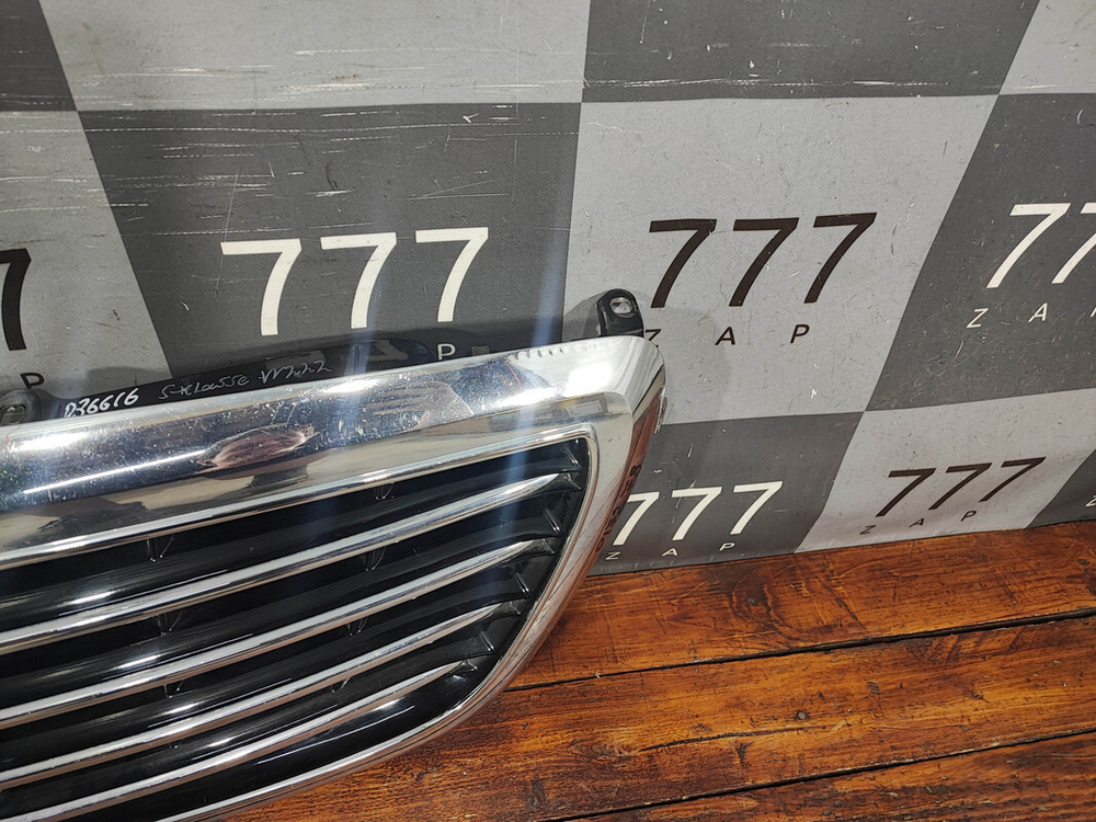 Решетка радиатора Mercedes S-Class (W222) 13-17 Б/У Оригинал A2228800383