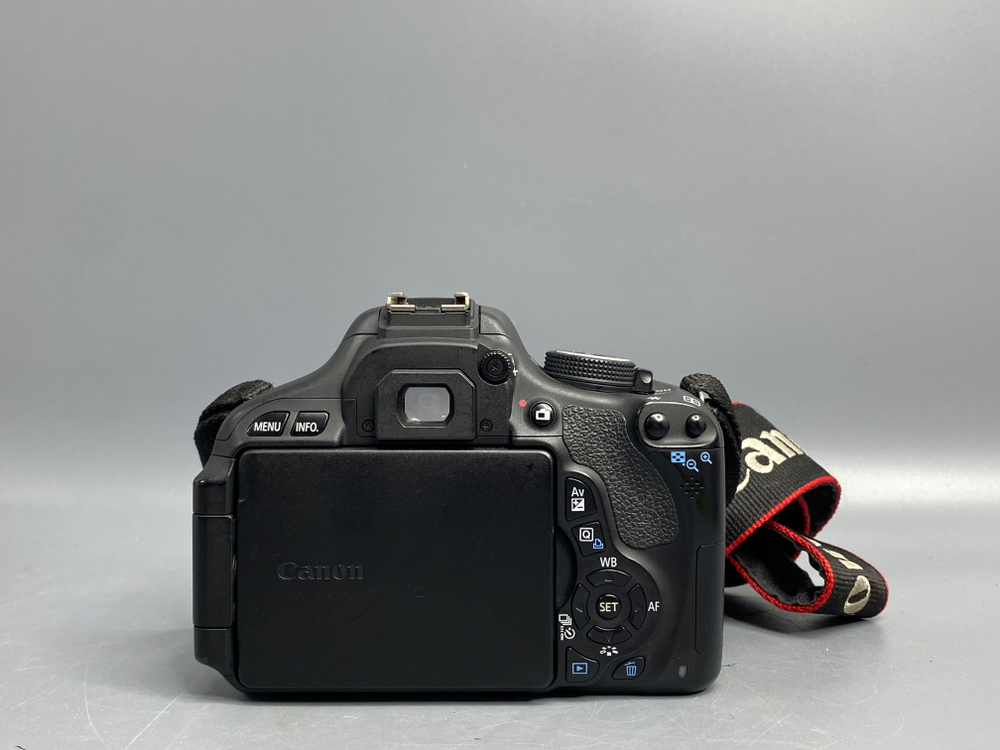 Canon 600d Kit 18-55 31.000 кадров