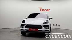 Porsche Macan 2.0 — 2020