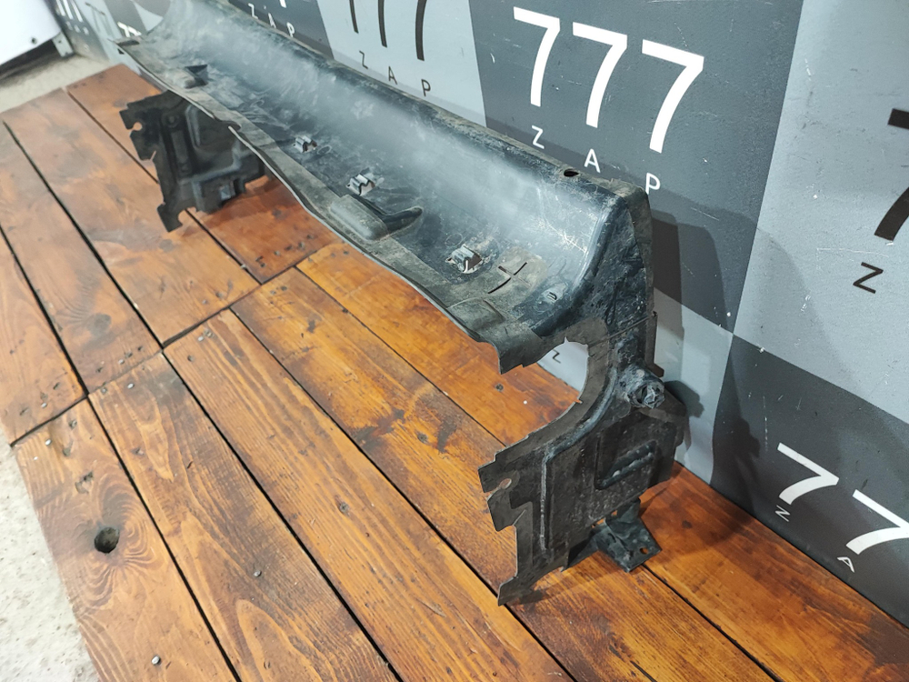 Воздуховод радиатора BMW 7 (G11) 15-22 Б/У Оригинал 51747359797