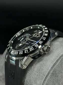 Часы Ulysse Nardin Executive El Toro GMT Perpetual