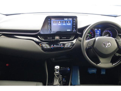 TOYOTA C - HR 2022 г.
