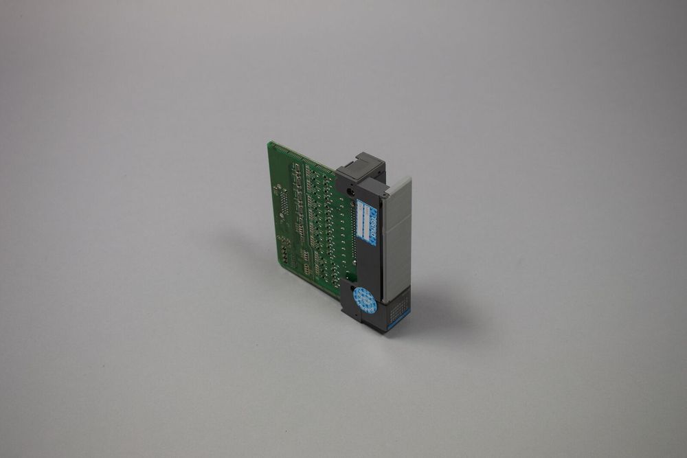 Б/у ALLEN-BRADLEY 1746-IB32