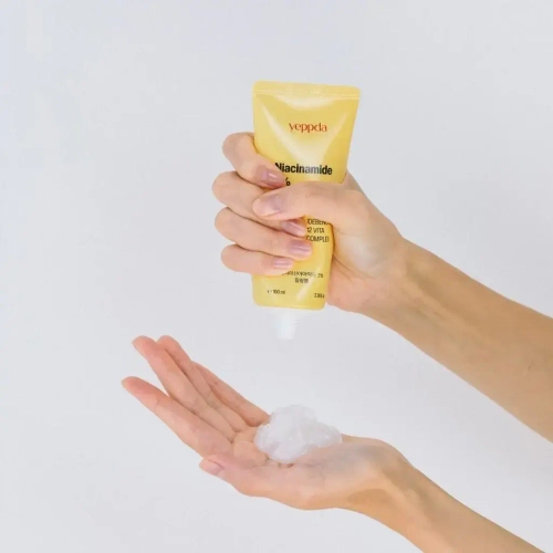 Очищающий пилинг-гель для лица с ниацинамидом Yeppda Niacinamide 3% Peeling Gel Срок 30.10.2026