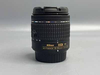 Nikon AF-S DX NIKKOR 18-55mm f/3.5-5.6G VR