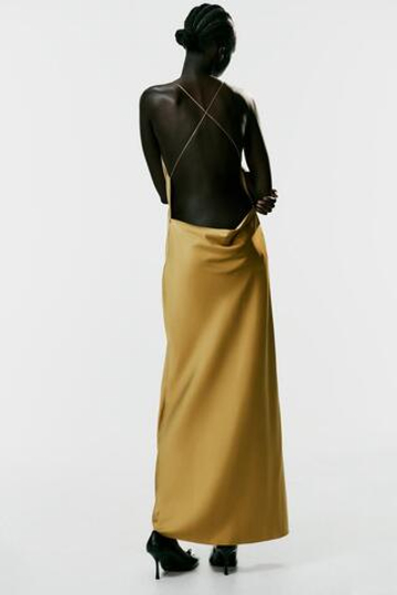 ZARA АТЛАСНОЕ ПЛАТЬЕ МИДИ С ОТКРЫТОЙ СПИНОЙ, ЗОЛОТИСТЫЙ