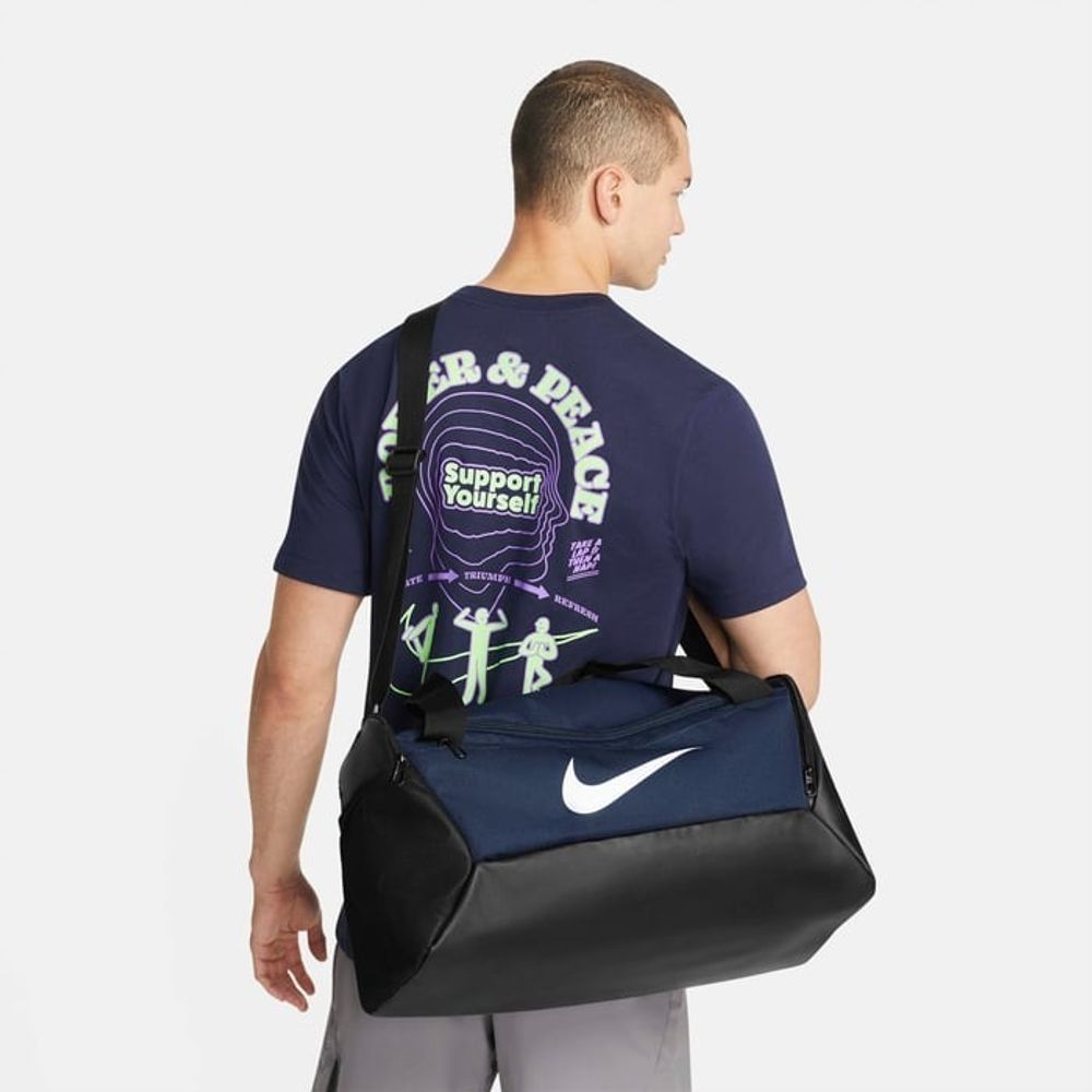 Сумка спортивная NIKE Brasilia 9.5
