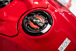Evotech-rc Крышка топливного бака Ducati FCR-DU3