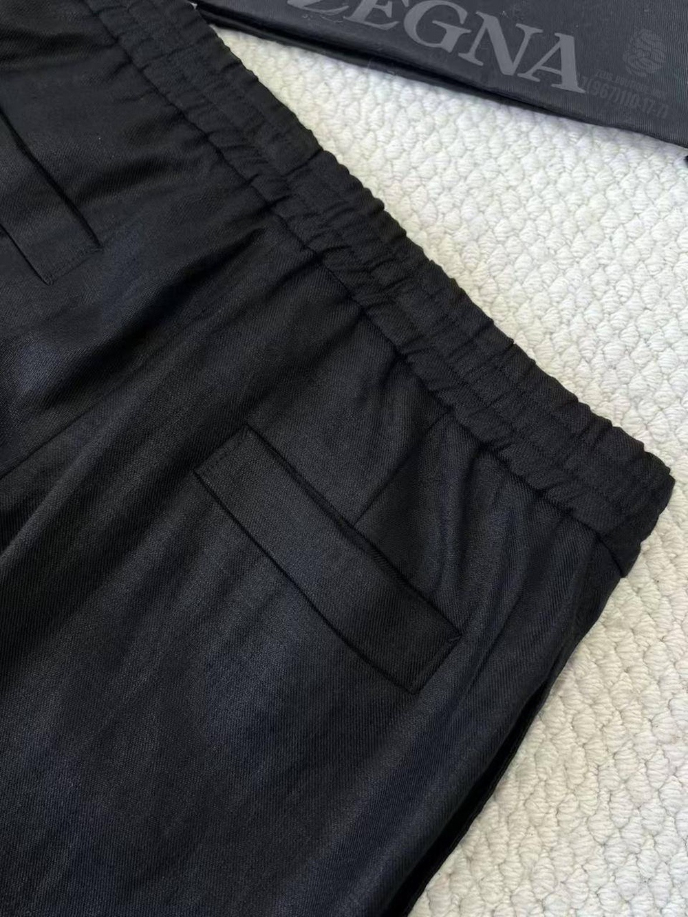 Льняной костюм Ermenegildo Zegna