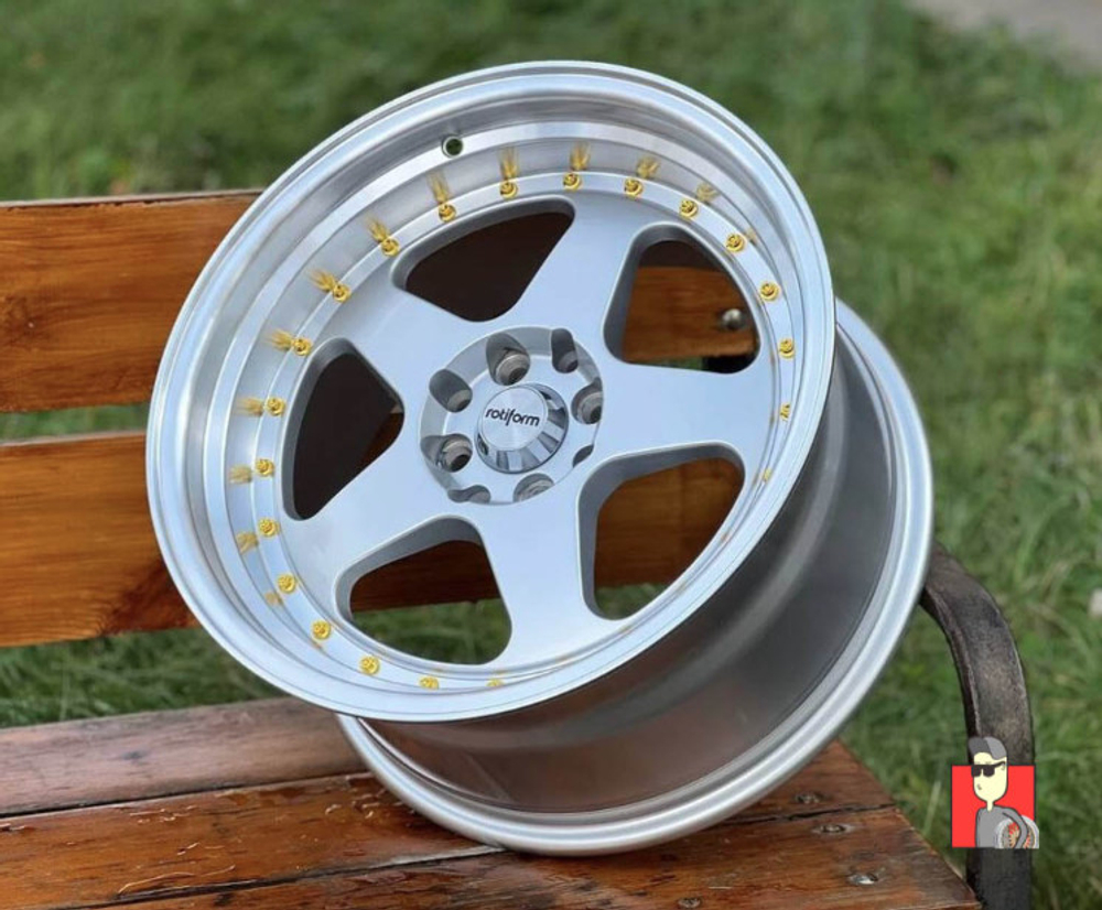 Комплект дисков Rotiform ROC 17x9 et20 4x100/4x114.3