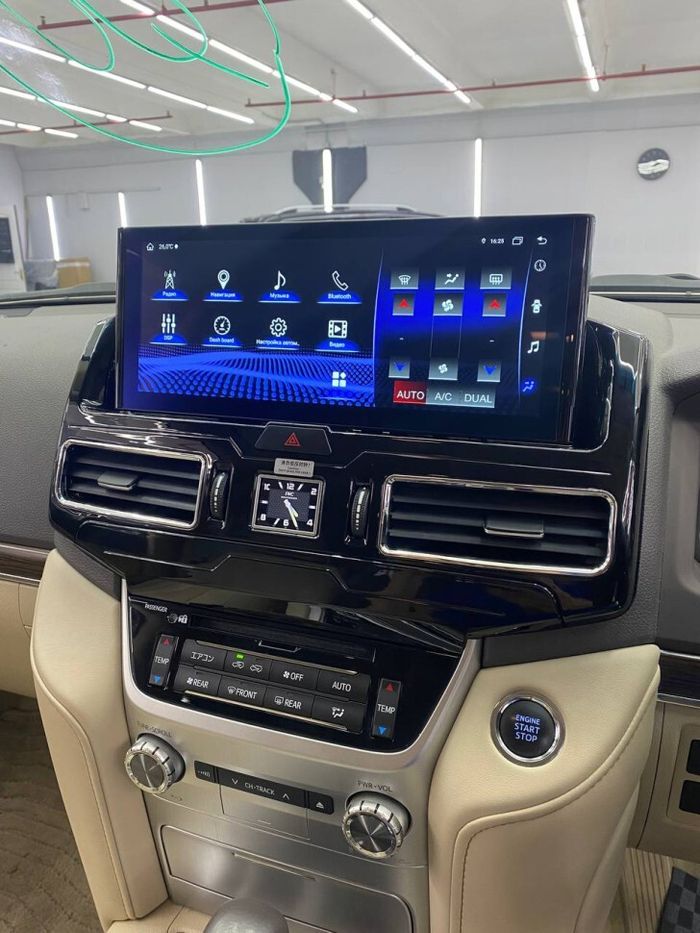 Магнитола для Toyota Land Cruiser 200 2015-2021 (с JBL и 360) - RDL-LC200-High монитор 12.3" на Android 12, Быстрая, CarPlay, 4G SIM-слот