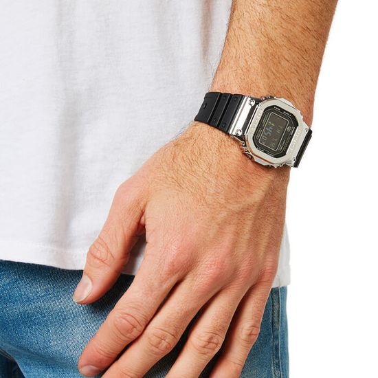 Наручные часы Casio G-Shock GMW-B5000-1ER