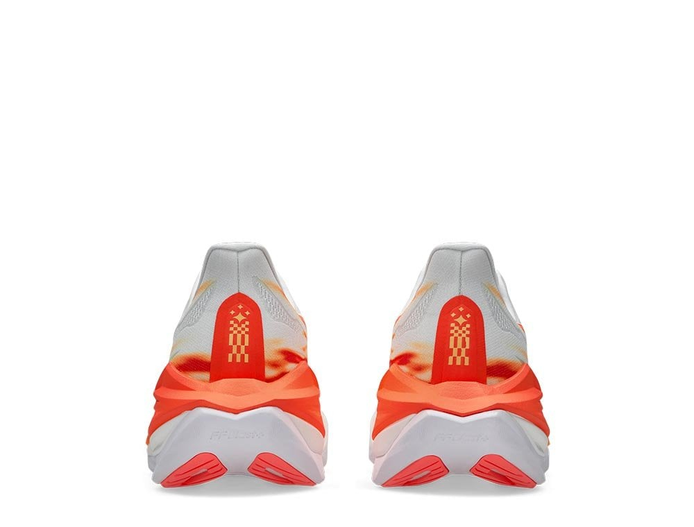Мужские беговые кроссовки Asics Superblast 3 U Бело-оранжевые