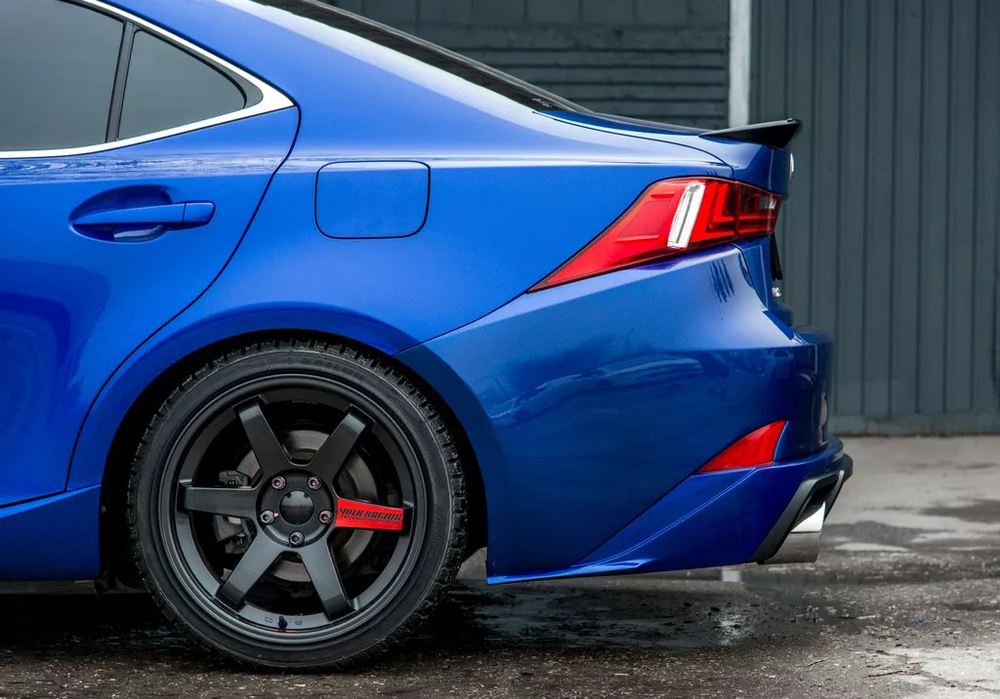 Диффузор заднего бампера с килями Lexus IS (версия 1)