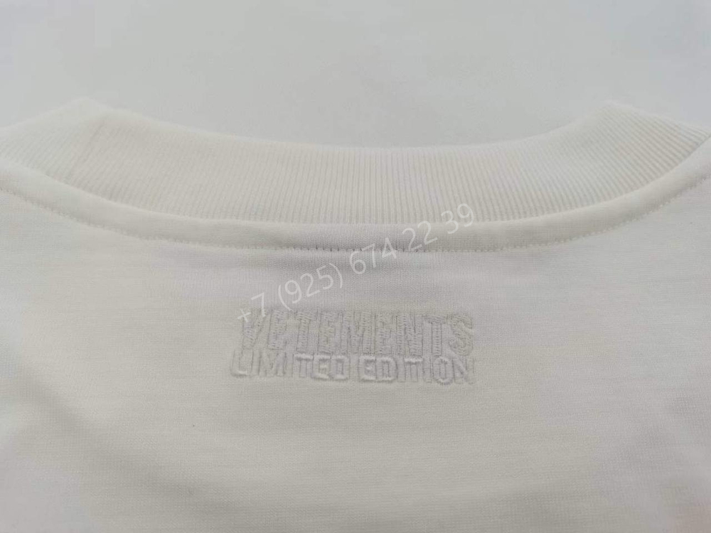 Футболка Vetements