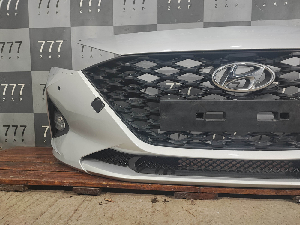 Бампер передний в сборе Hyundai Solaris 2 (HCR) 20-нв Б/У Оригинал 86511H5500