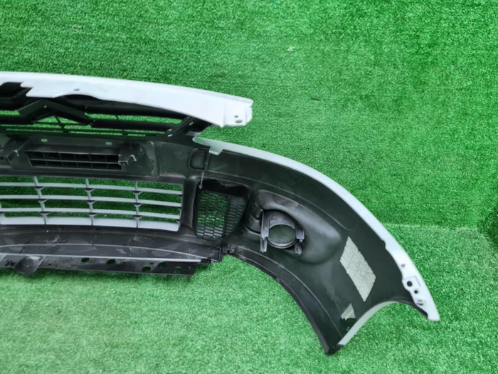 Бампер передний Citroen C3 1 (2005-2010) Com Furo