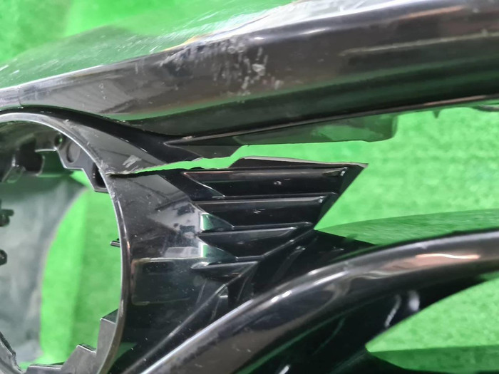 Бампер передний Toyota Camry 8 XV70 (2017-2021)