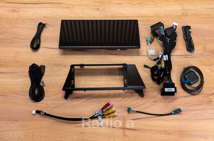 Магнитола для BMW X5 E70, X6 E71 2006-2009 CСC - RDL монитор 12,3" на Android 13, Быстрая, CarPlay, 4G SIM-слот