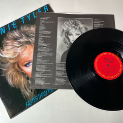 Винтажная виниловая пластинка LP Bonnie Tyler Faster Than The Speed Of Night (USA 1983) Take Me Back