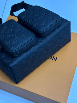 Сумка через плечо Louis Vuitton Bolso hobo Cargo