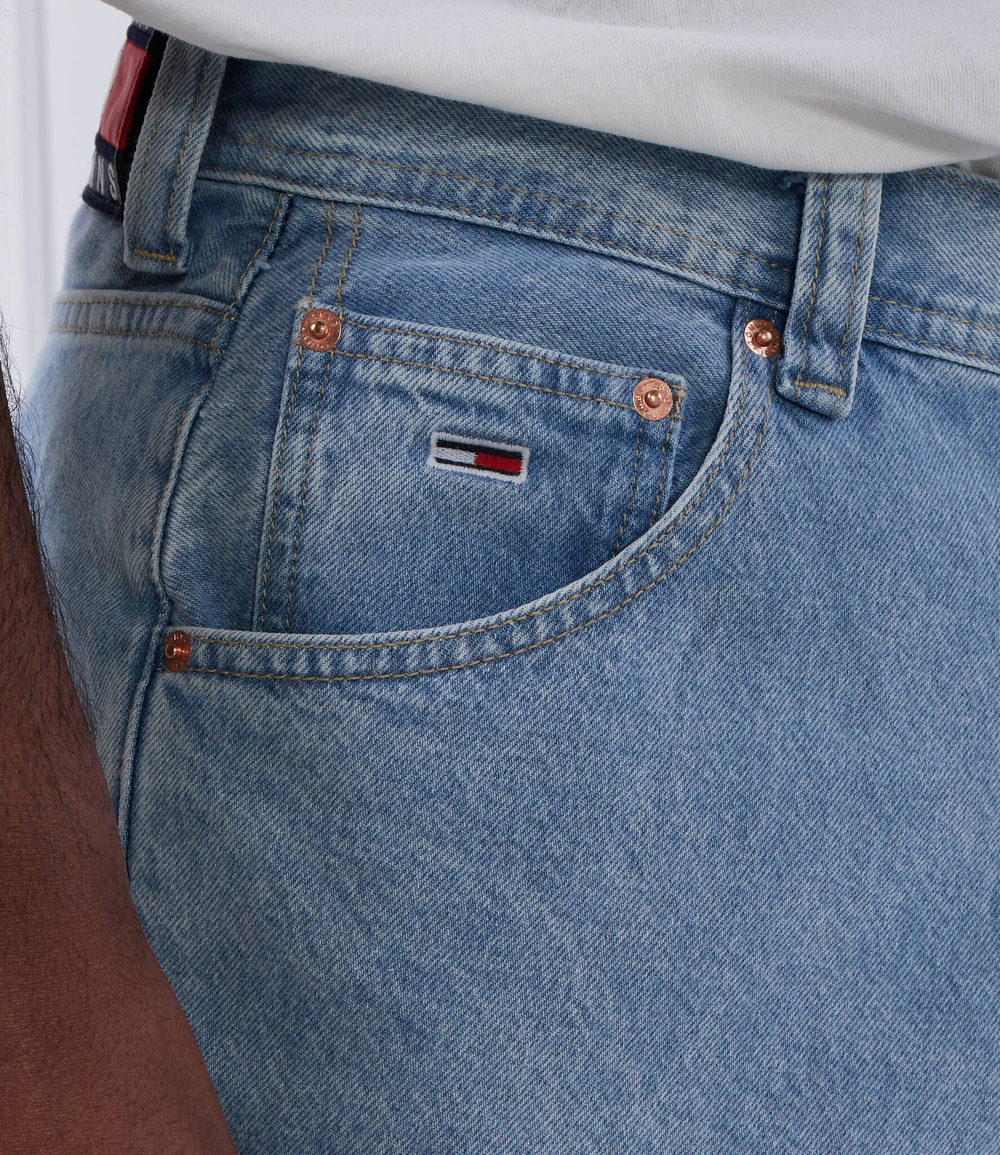 Шорты AIDEN BAGGY DENIM SHORT BG0014 Tommy Jeans - голубой(DM0DM16156)