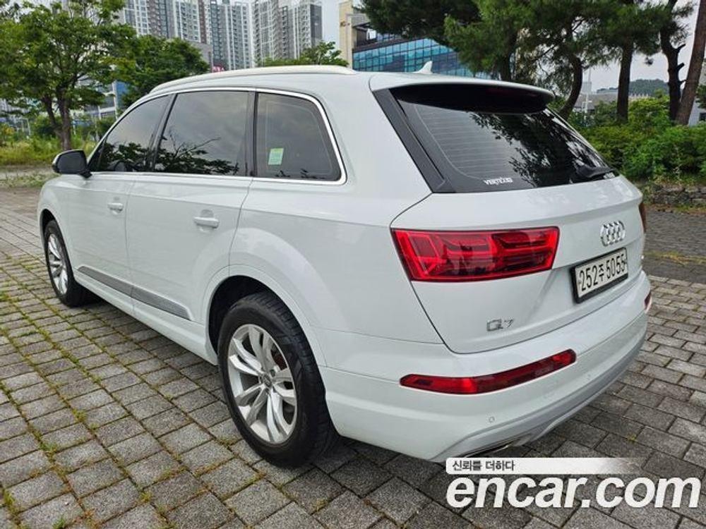 Audi Q7 45 TFSI Quattro — 2019