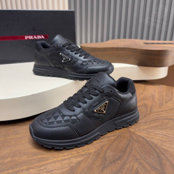 Кроссовки Prada