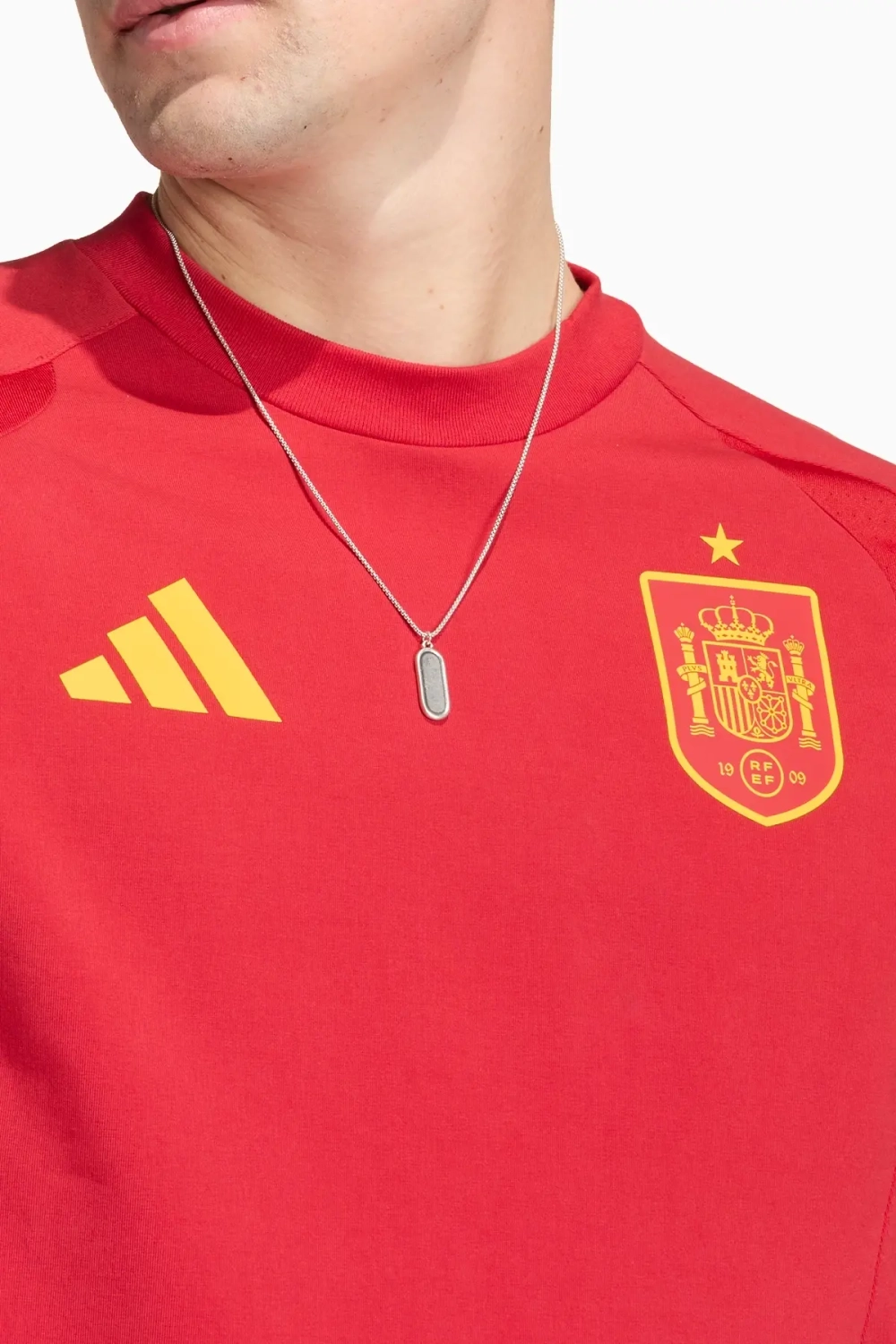 Футболка adidas Spain 2026 Tiro Travel Tee - красный