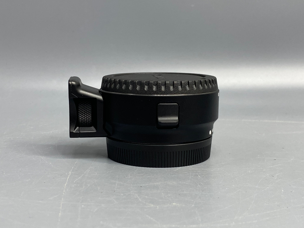 Canon EF-EOS M