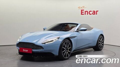 Aston Martin DB11 4.0 V8 — 2022