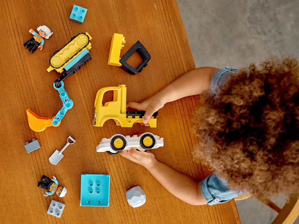 Конструктор LEGO Duplo 10931 Конструктор Грузовой и гусеничный экскаватор
