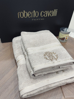 Набор из трех хлопковых полотенец со стразами Roberto Cavalli