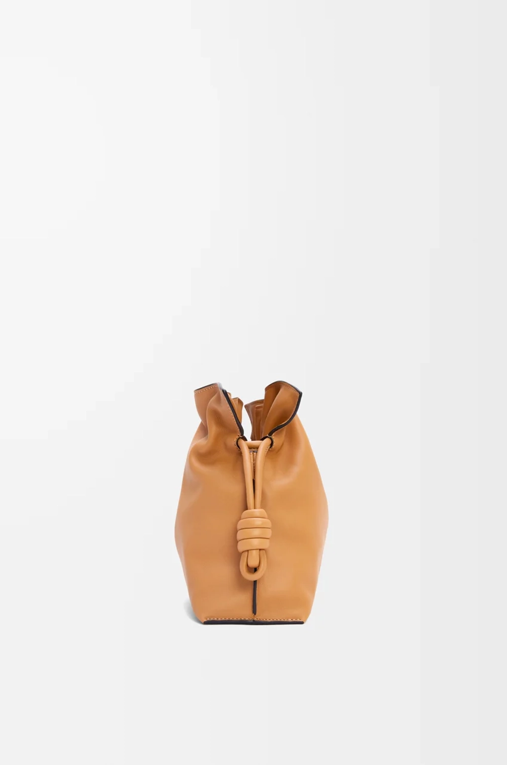 Loewe Сумка-клатч среднего размера Flamenco из телячьей кожи наппа, светло-коричневый