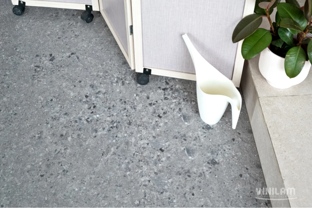 Кварц-винил WPC Vinilam Ceramo Stone 8 мм Тераццо 2.65 м2
