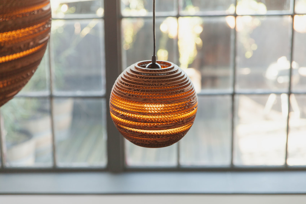 Подвесной дизайнерский светильник Disc Scraplight от Graypants D56