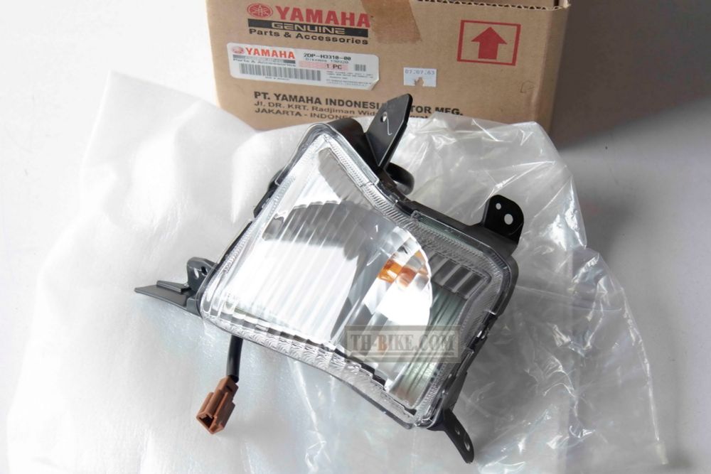 2DP-H3310-00. FRONT FLASHER LIGHT ASSY 1. Right Winker. Fairing NMAX GPD150A, NMX, N-Max