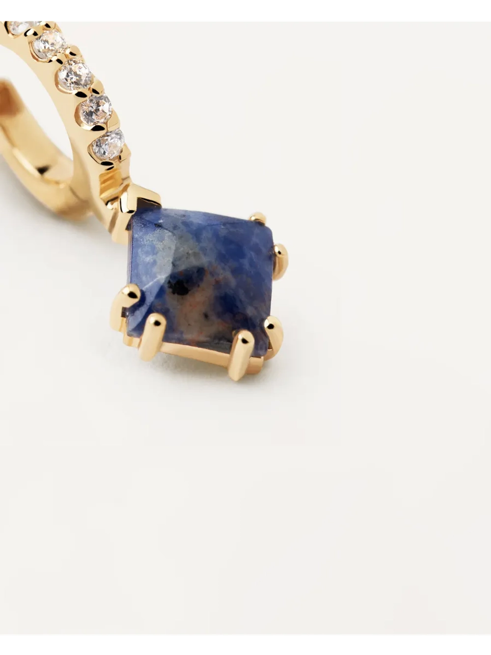 Одиночная серьга Fuji Sodalite серебро 925 пробы покрытое золотом